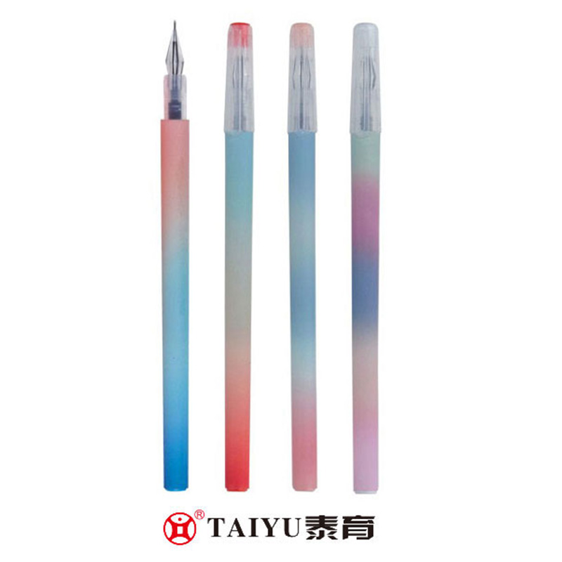 Pelajar Menggunakan Roll Ball Pen Dengan Reka Bentuk Gaya Warna Kecerunan Roll Ball Pen 3182